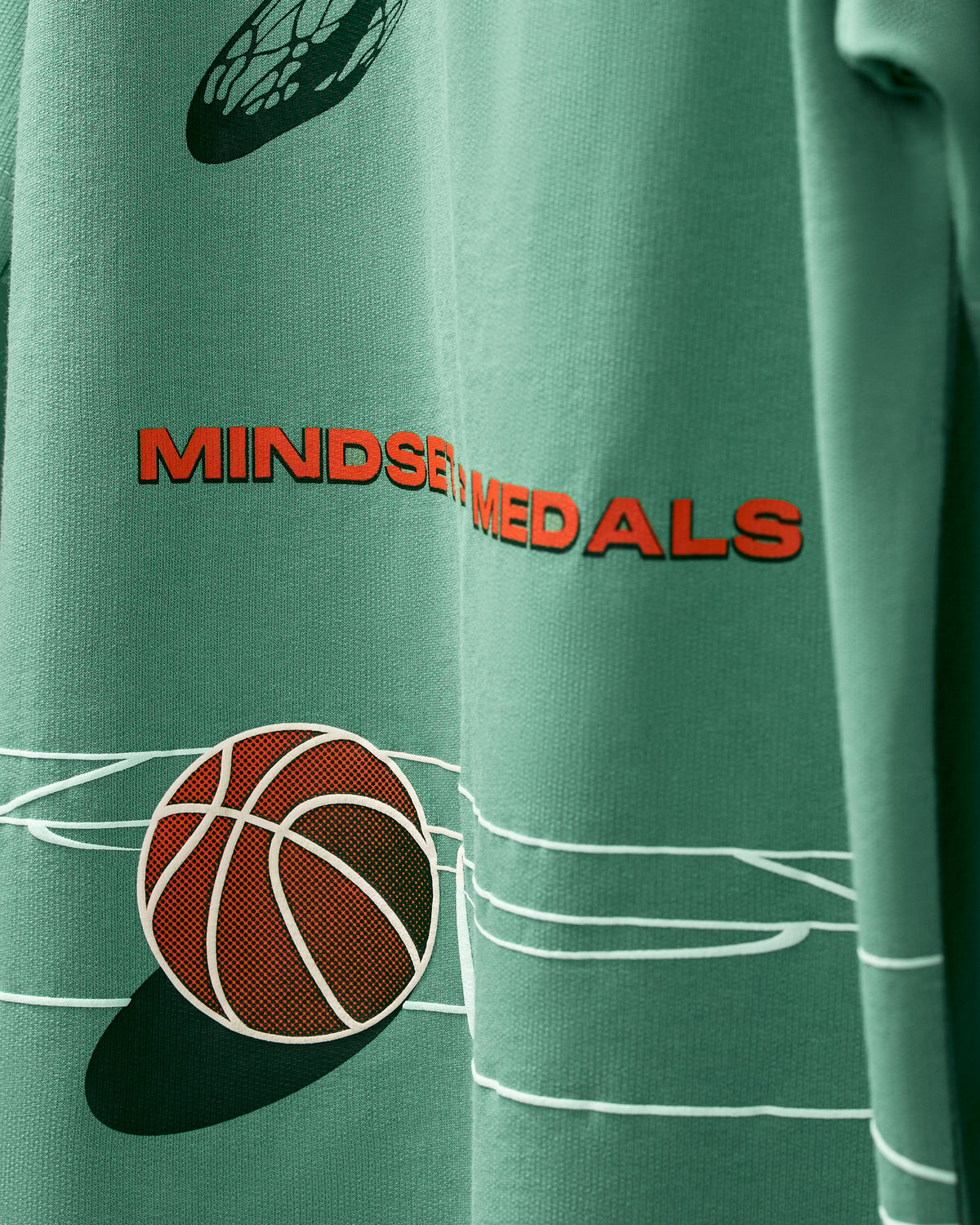 GRAPHIC TEE — Basketball