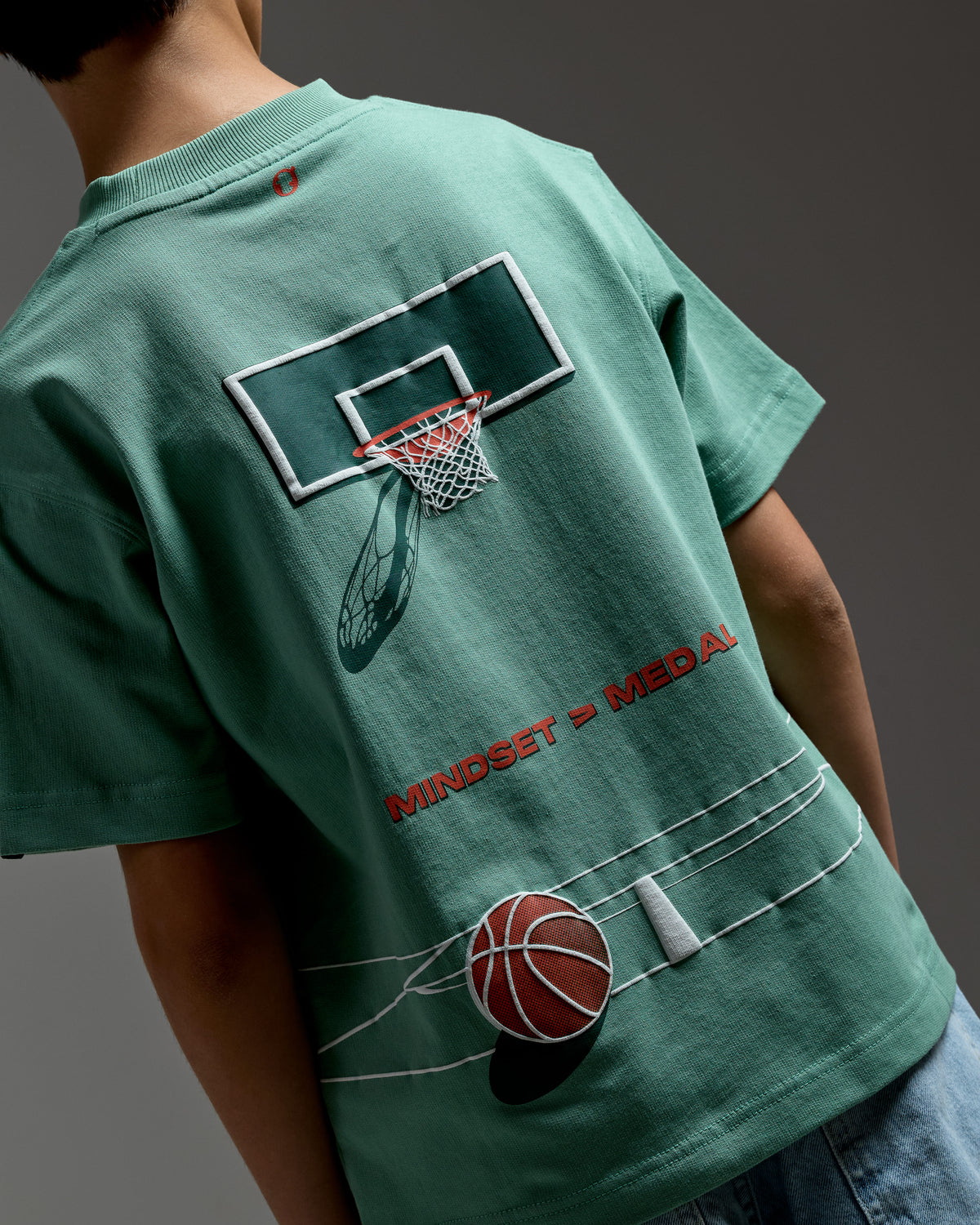 GRAPHIC TEE — Basketball